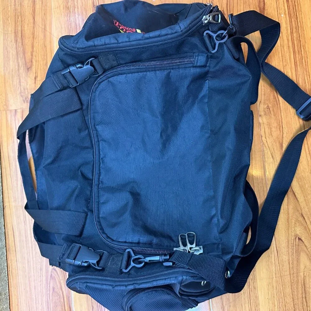 In-N-Out Burger Black Gym Duffel Bag W/ Multiple Zippered Pockets & Adjustable S
